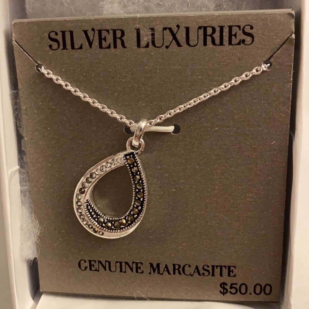 Kohl’s New 18” Silver Necklace